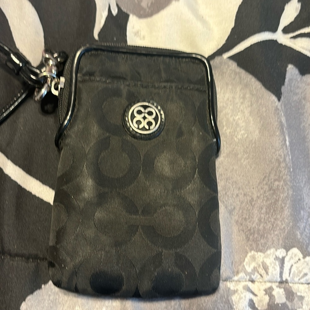 EUC coach wristlet